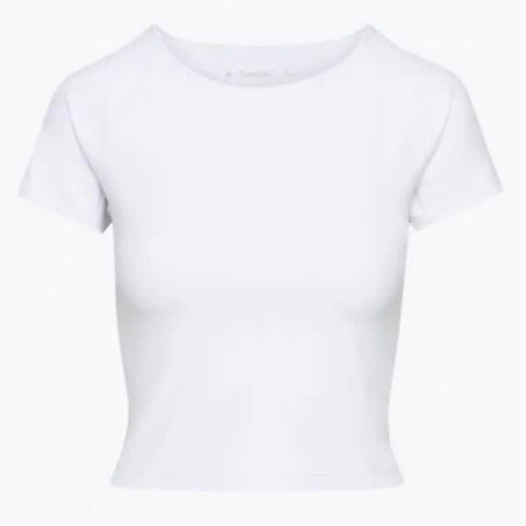 Aritzia Tops - Aritzia TNAButter Prevail T-Shirt